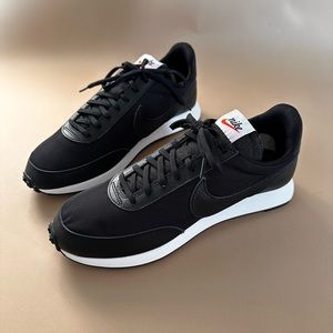 NIKE Air Tailwind 79 SE